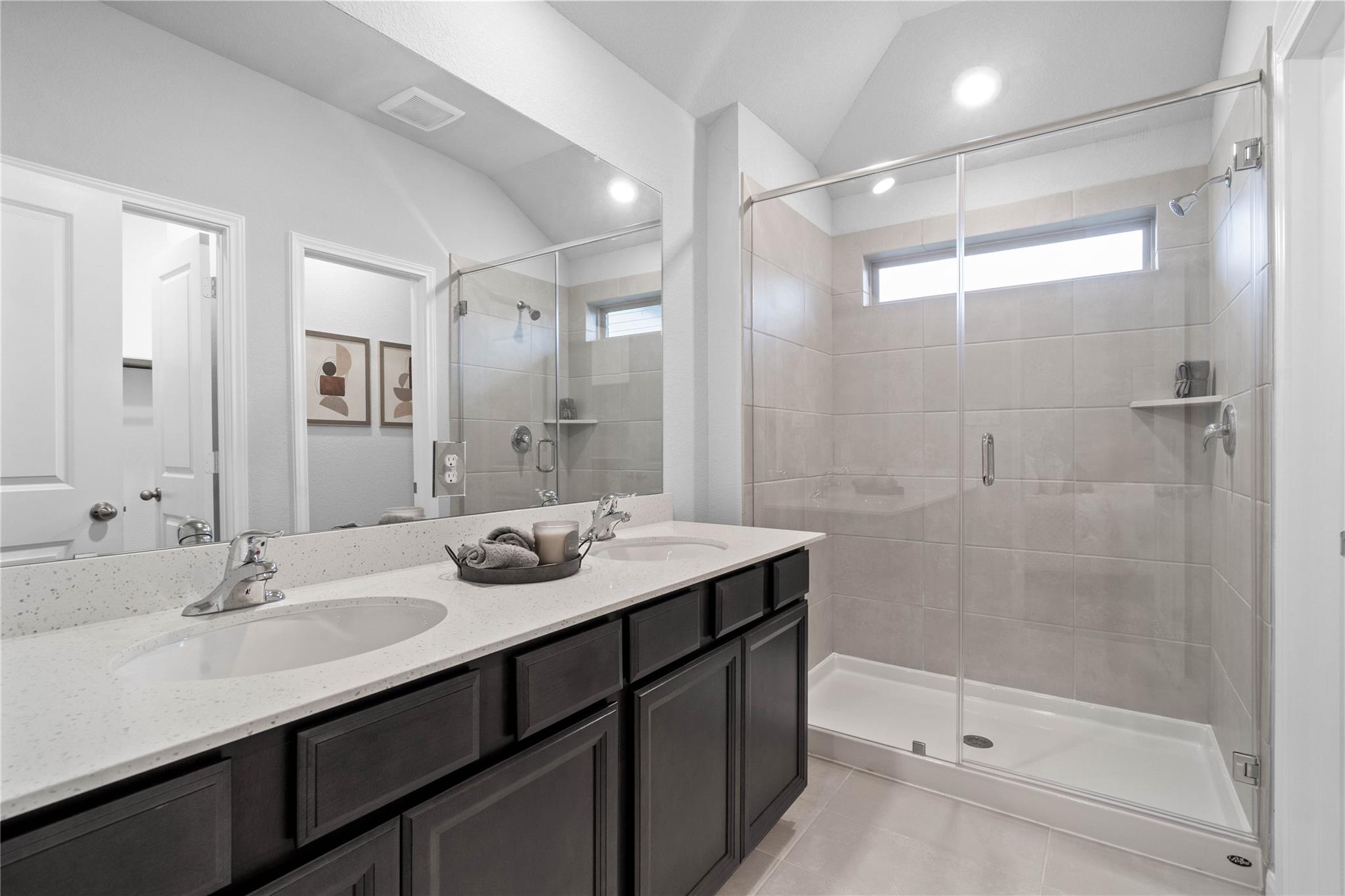 5006 Mesa Cove Drive