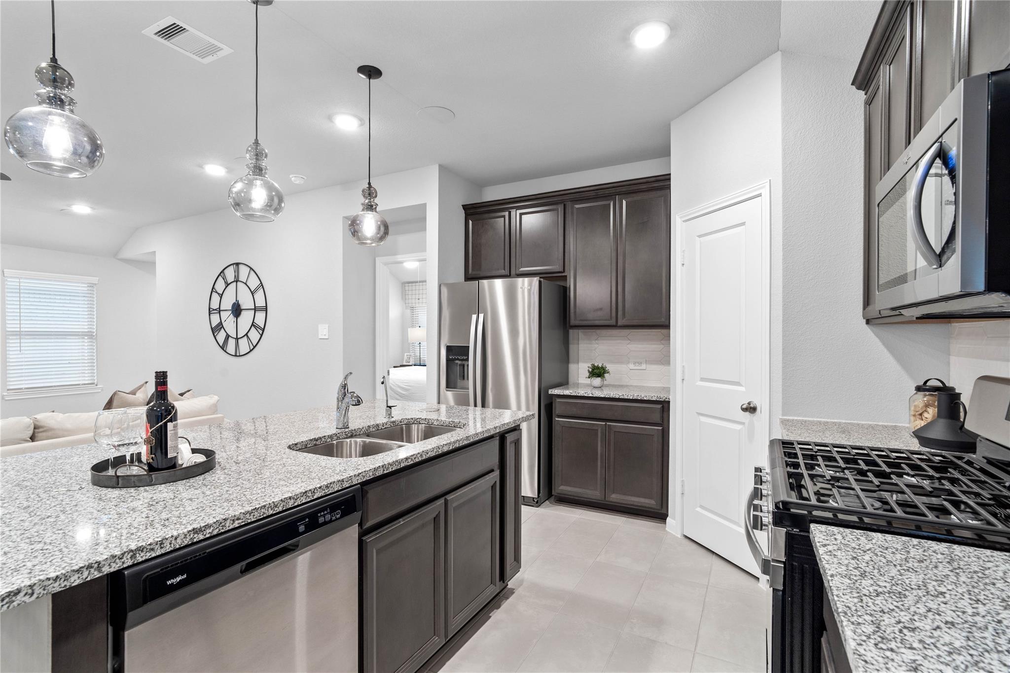 5006 Mesa Cove Drive