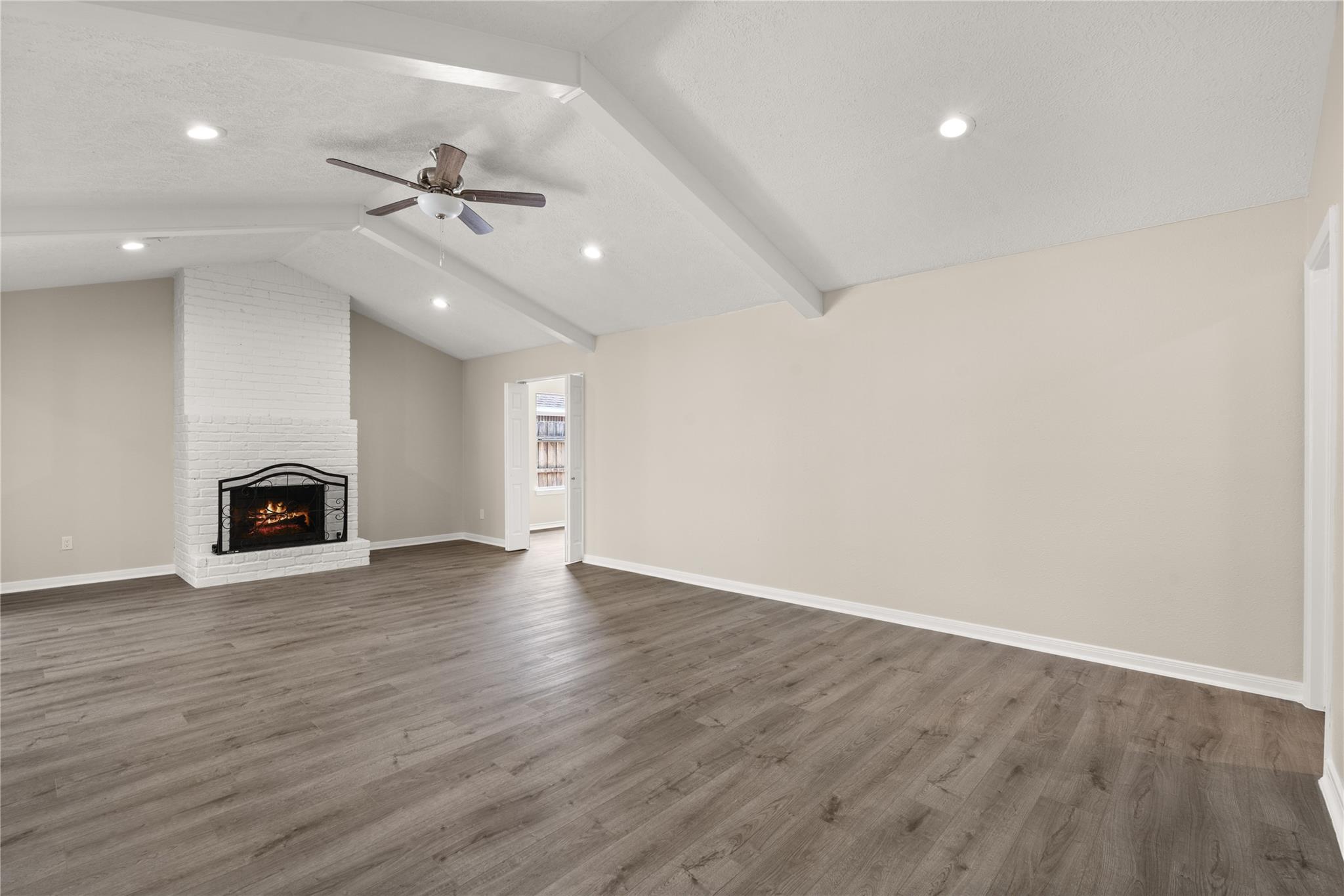 11907 Windlake Drive