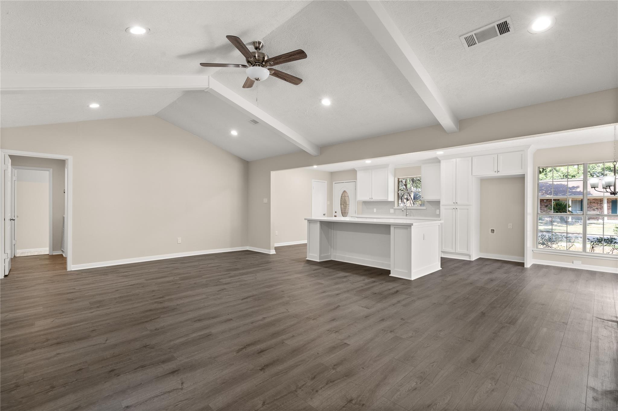 11907 Windlake Drive