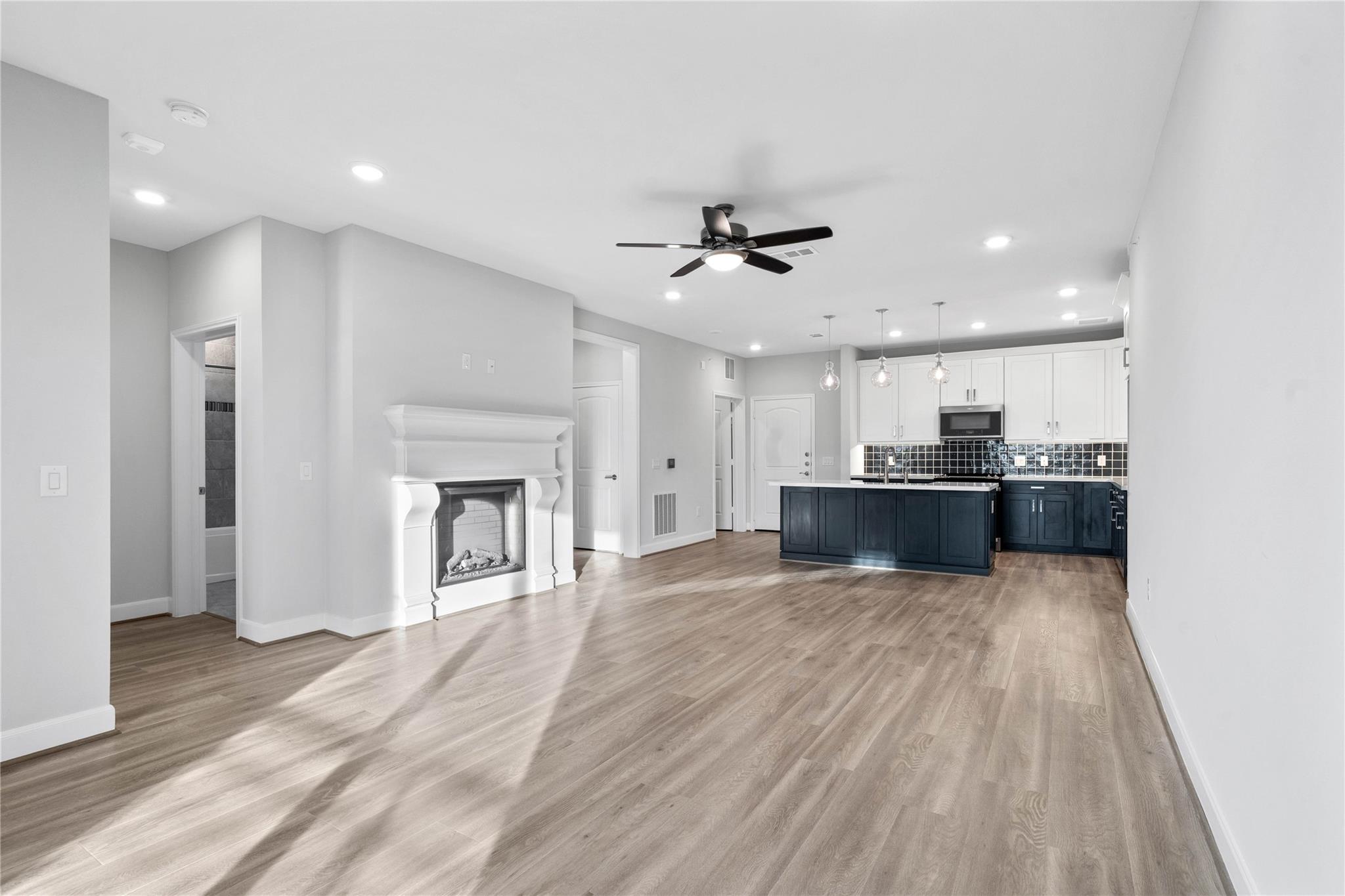 6804 Westview Drive # 3404