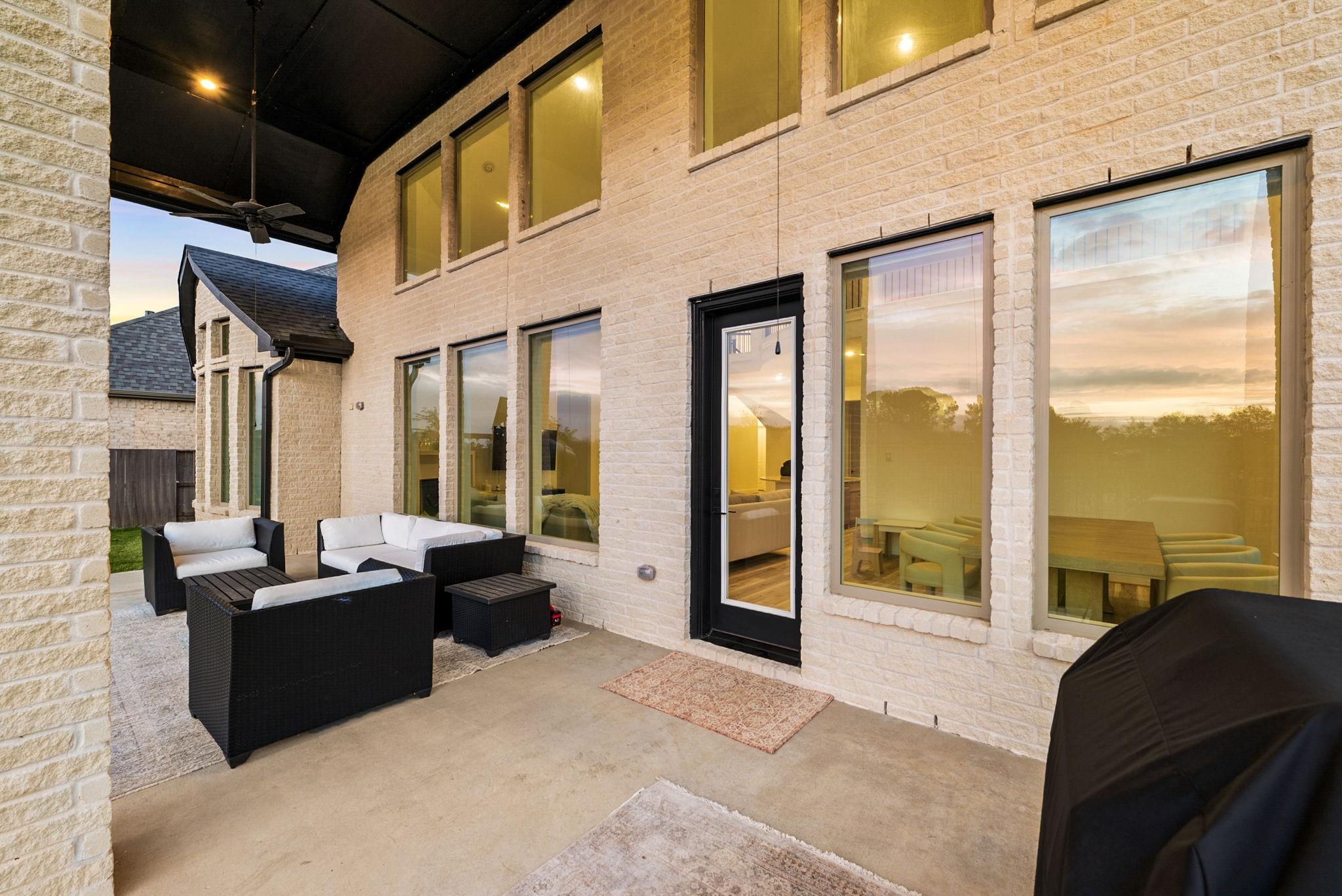 2119 Myrtle Manor Lane