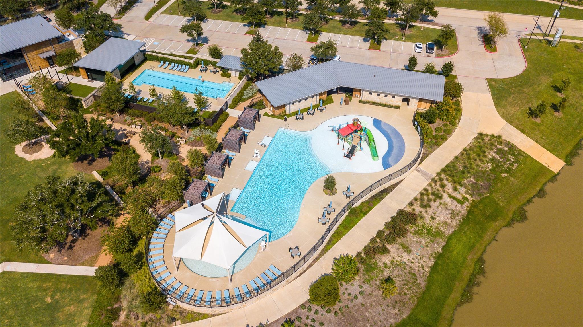 2119 Myrtle Manor Lane