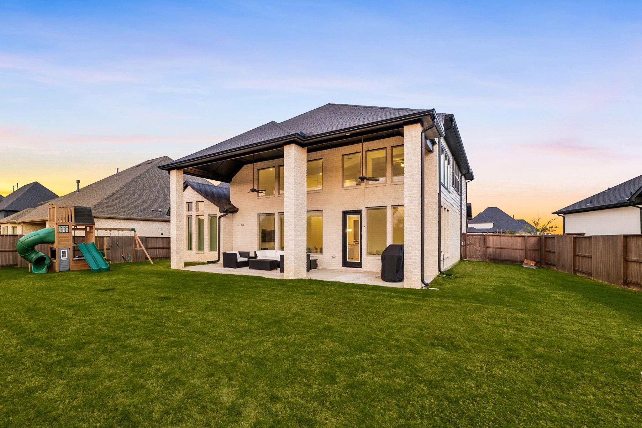 2119 Myrtle Manor Lane