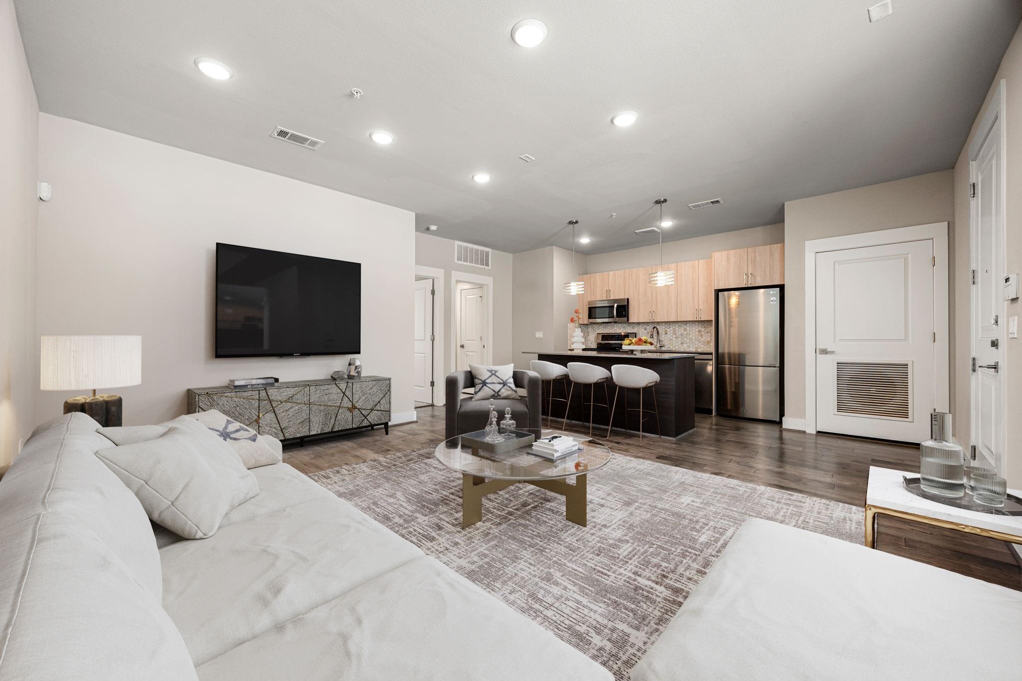 4819 Caroline Street # 103