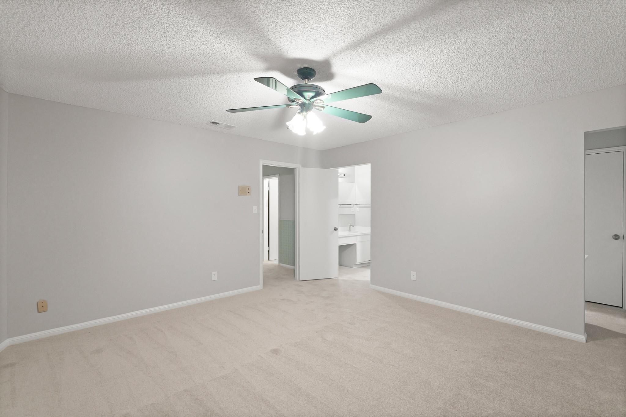 2212 Shadowdale Drive # 358