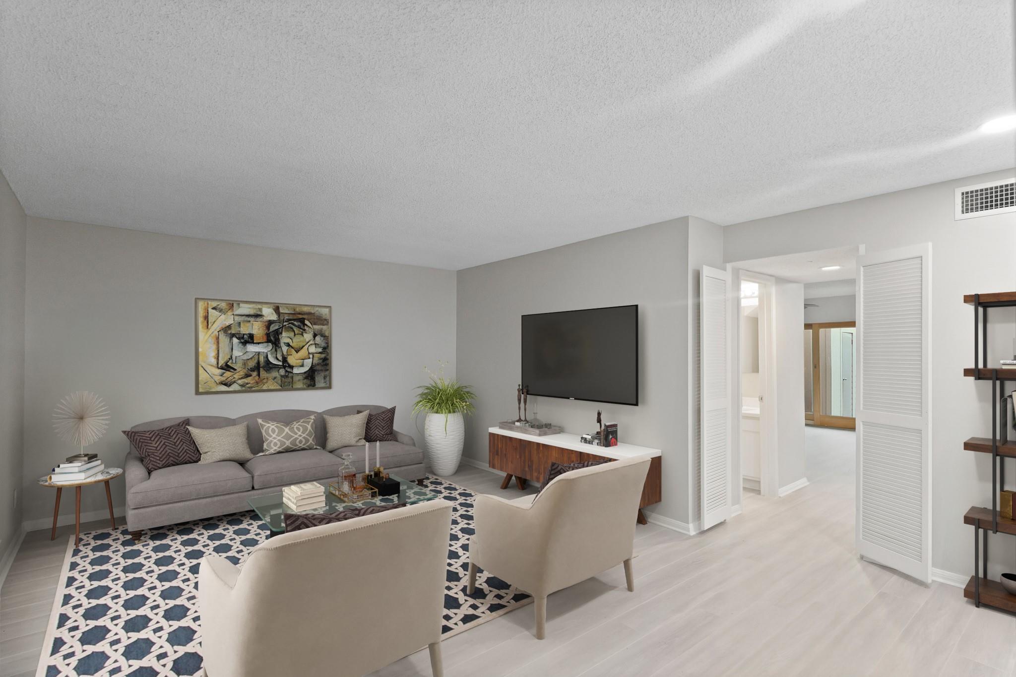 2212 Shadowdale Drive # 358