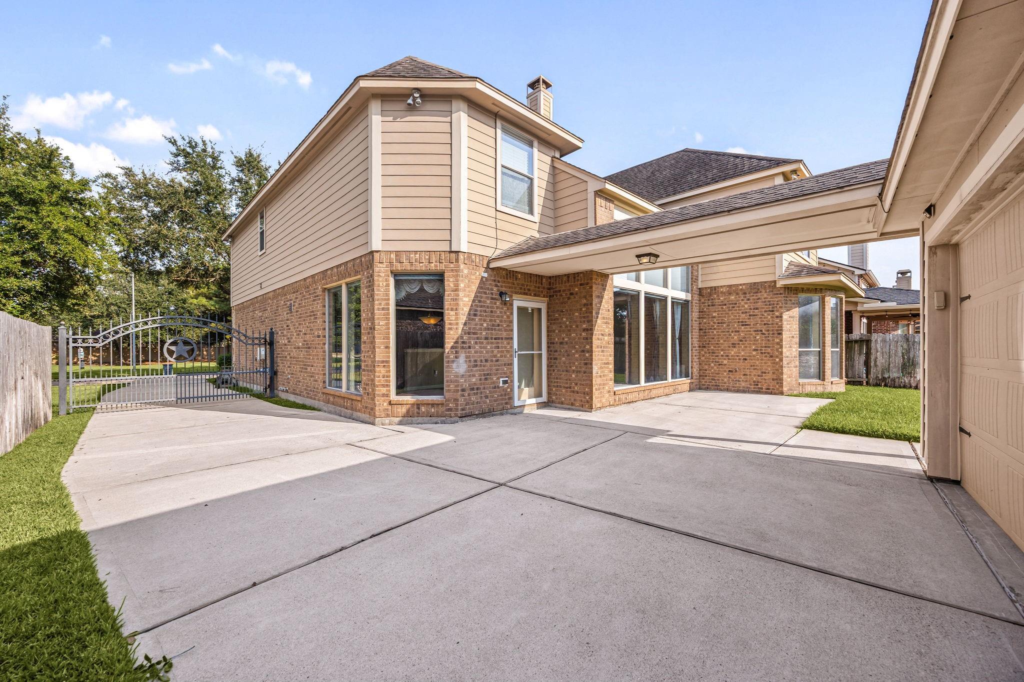 6314 Pepper Hollow Lane