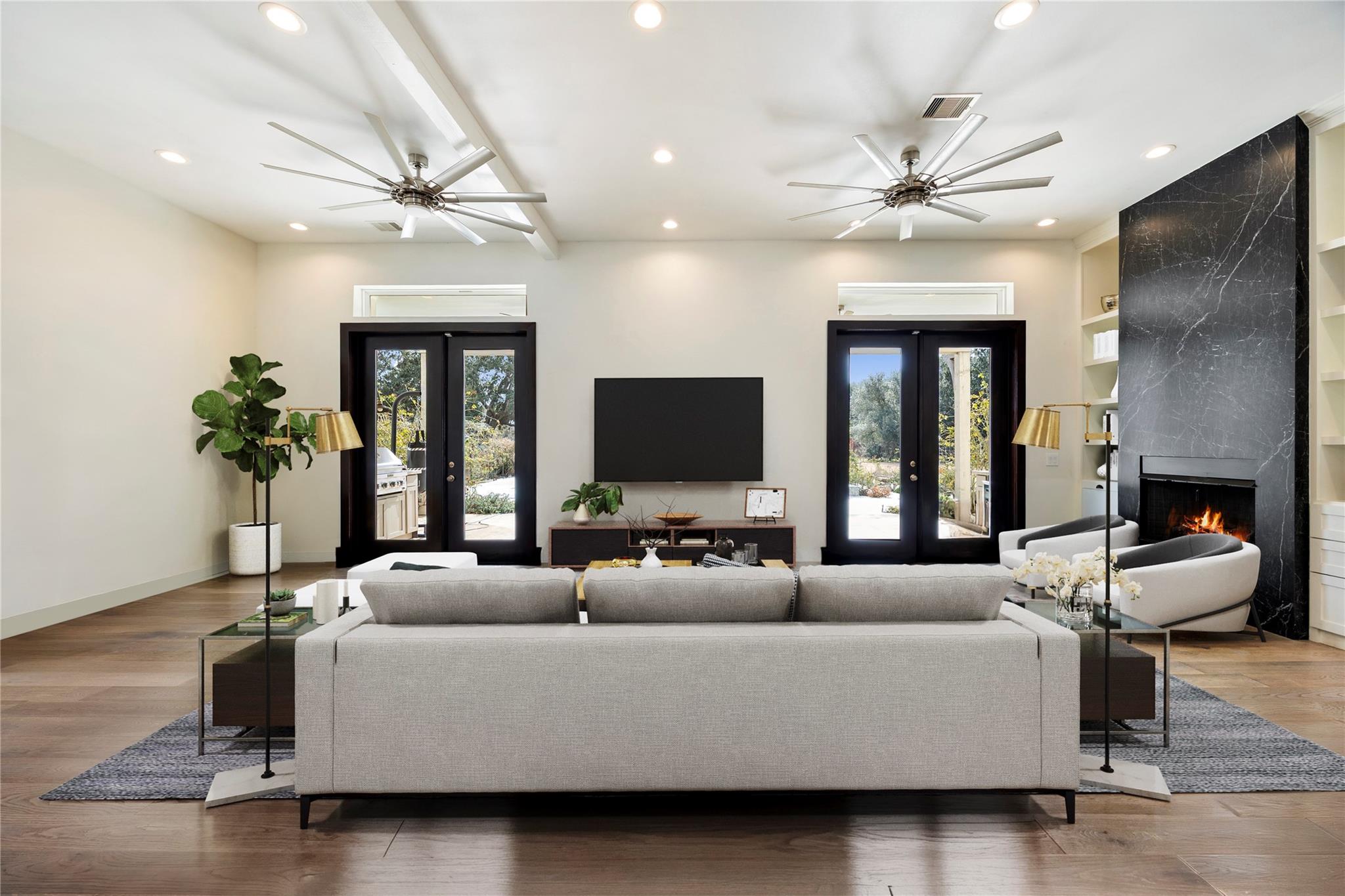 4700 Silverbelle Court