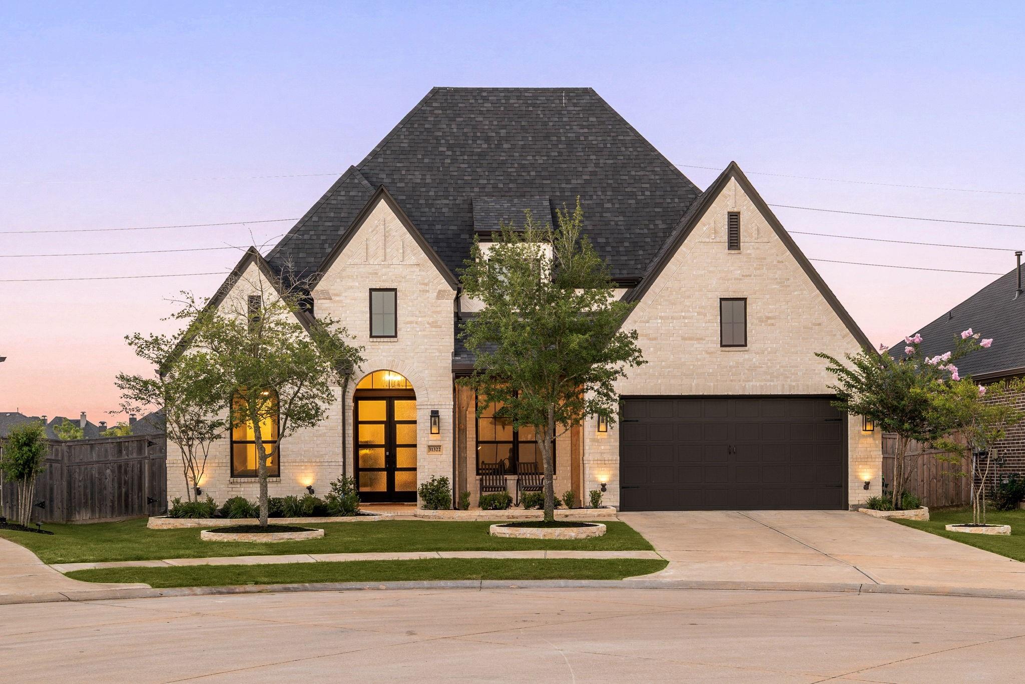 31322 Crescent Hill Drive