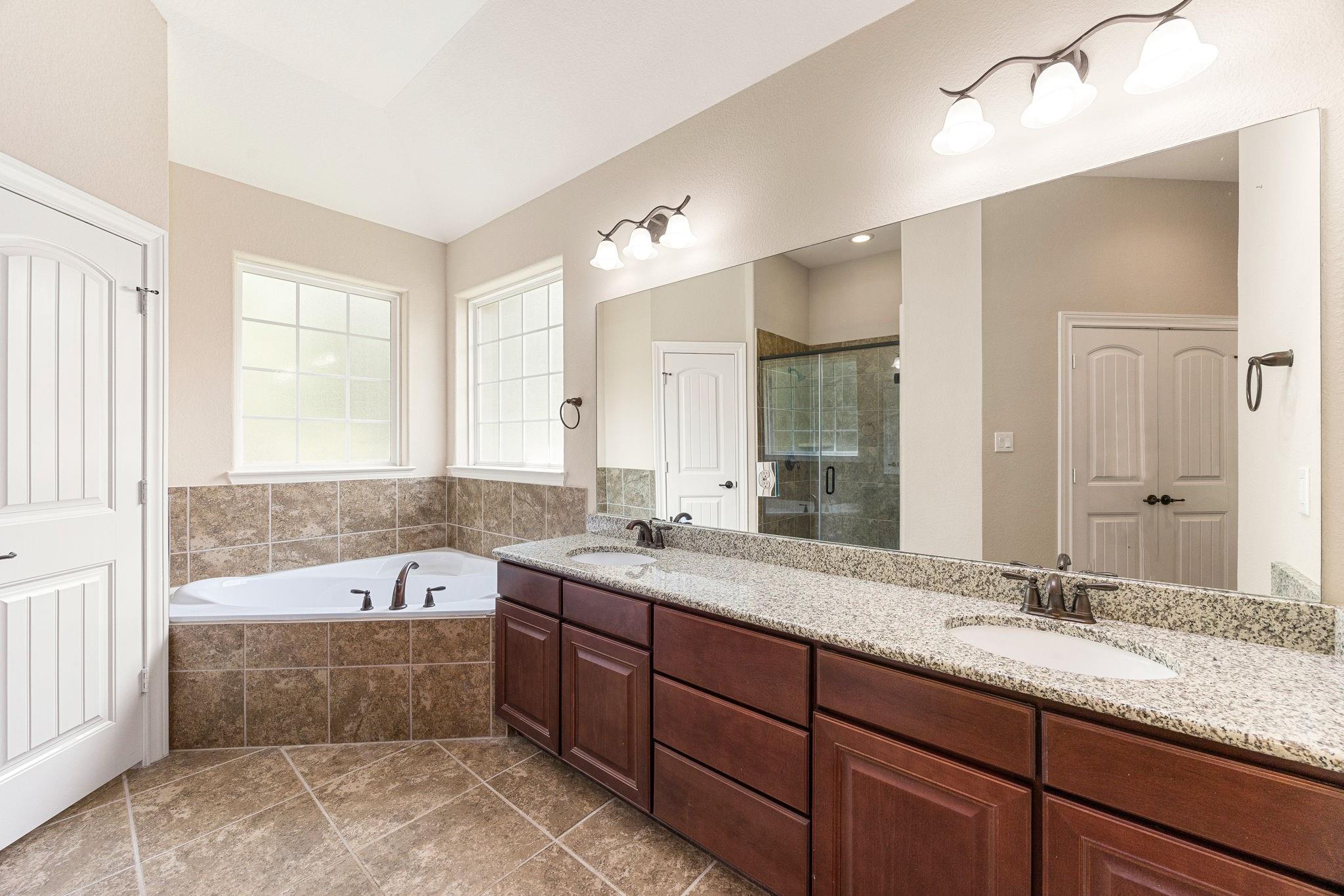 42 Brookefield Circle