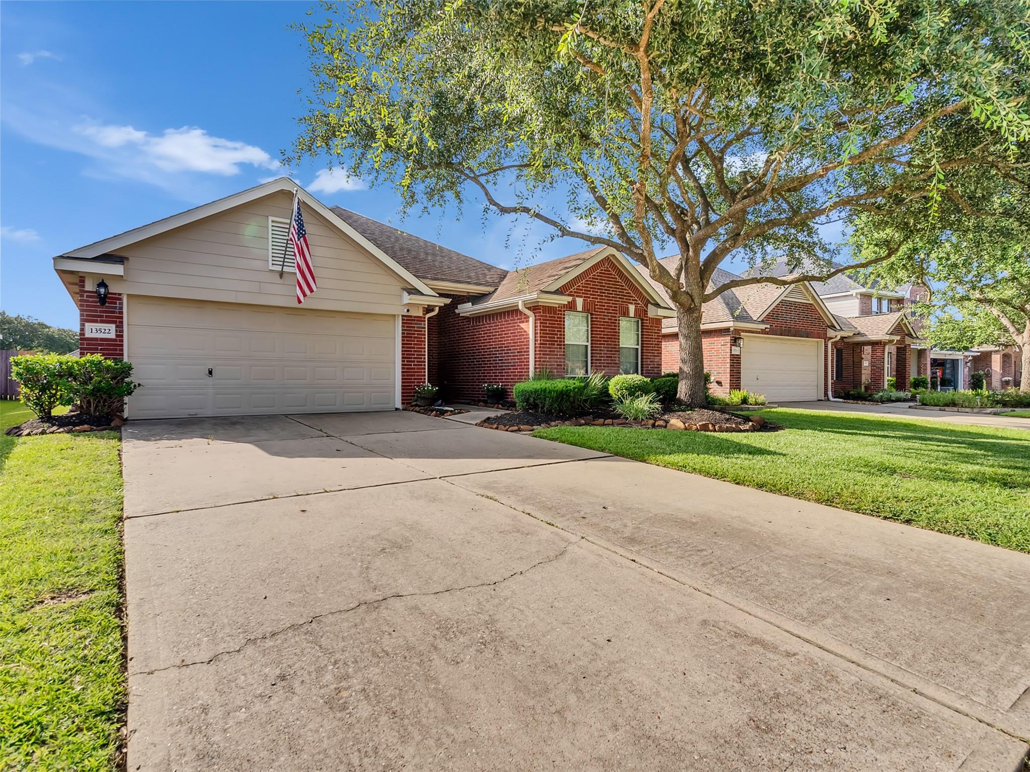 13522 Northsun Lane