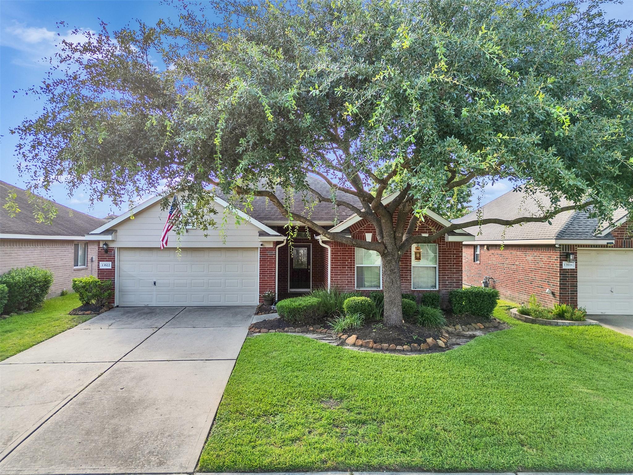 13522 Northsun Lane