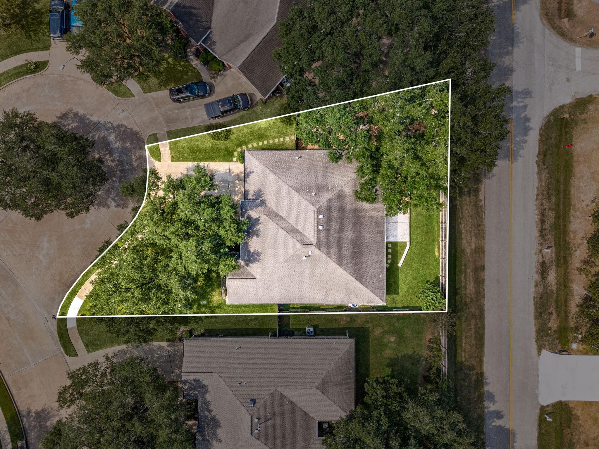 6031 Whispering Lakes Drive, Katy