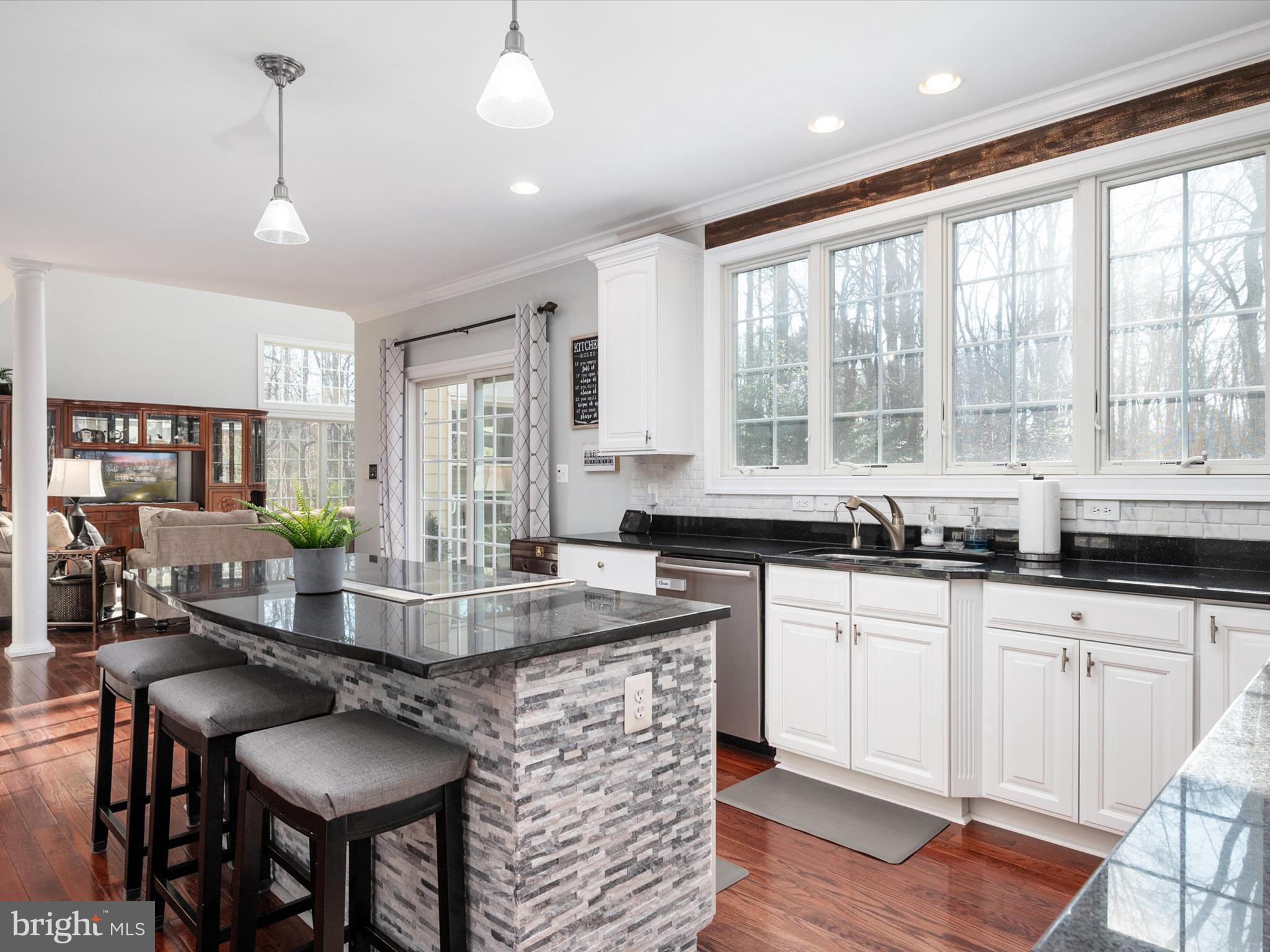1903 Blue Waters Farm Ln