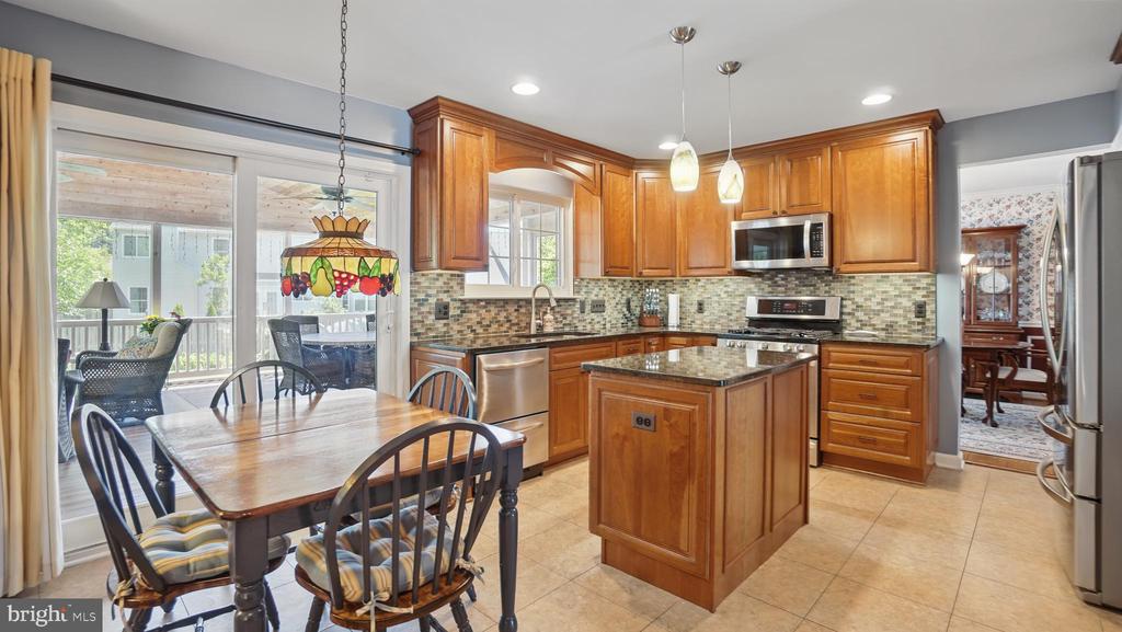 2707 Maynard Rd