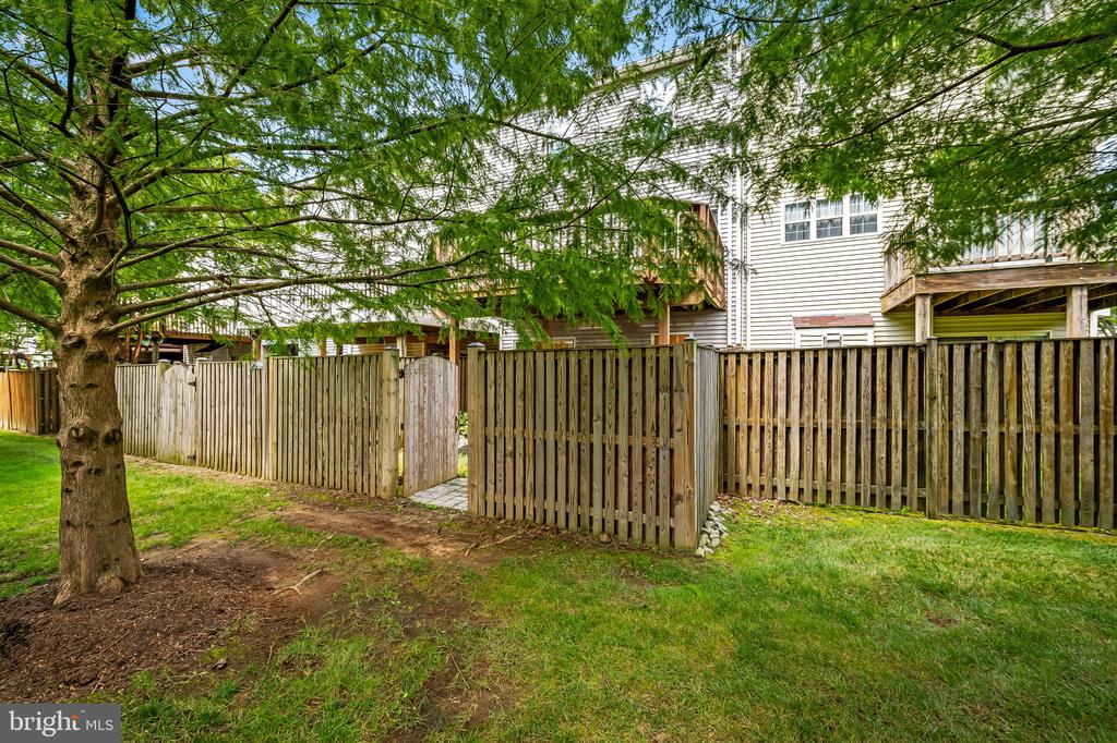 2230 Montauk Dr