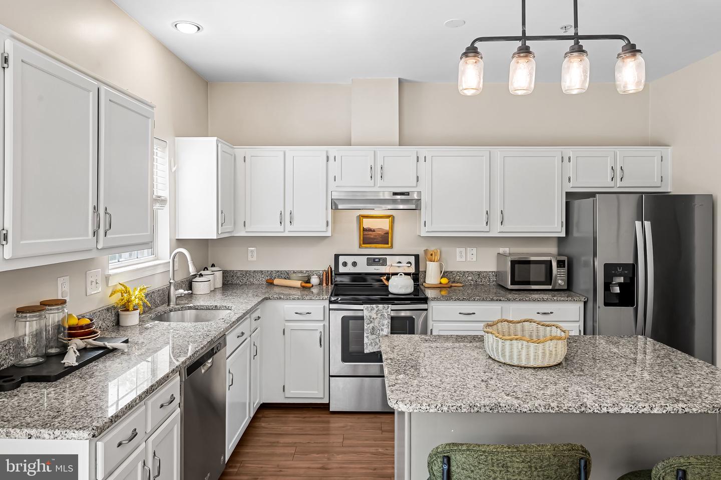 2230 Montauk Dr