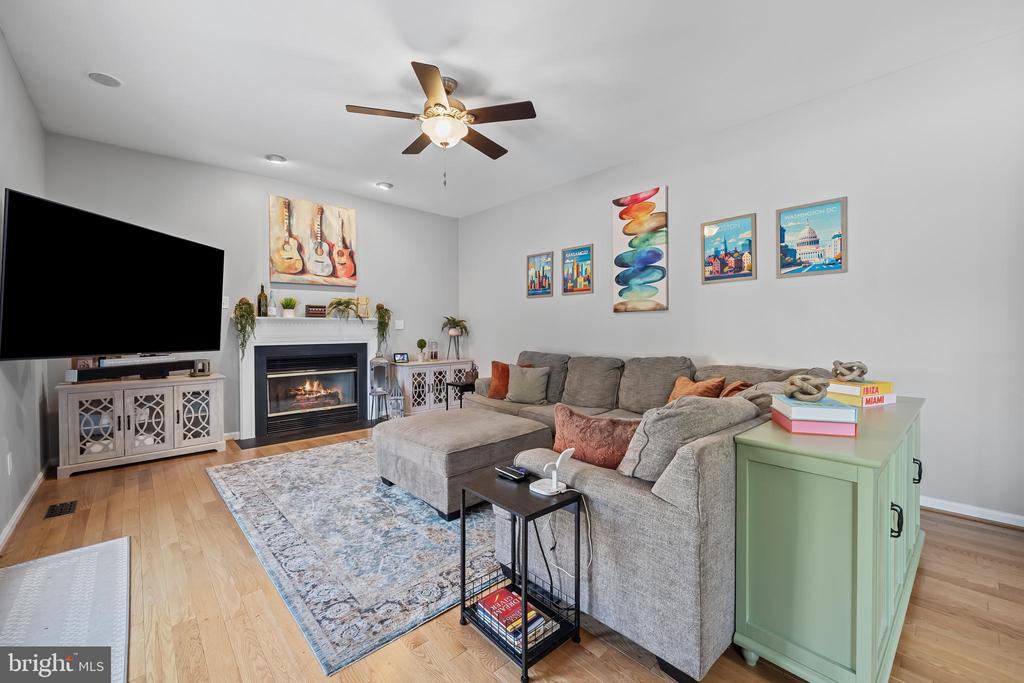 8300 HOPE POINT COURT