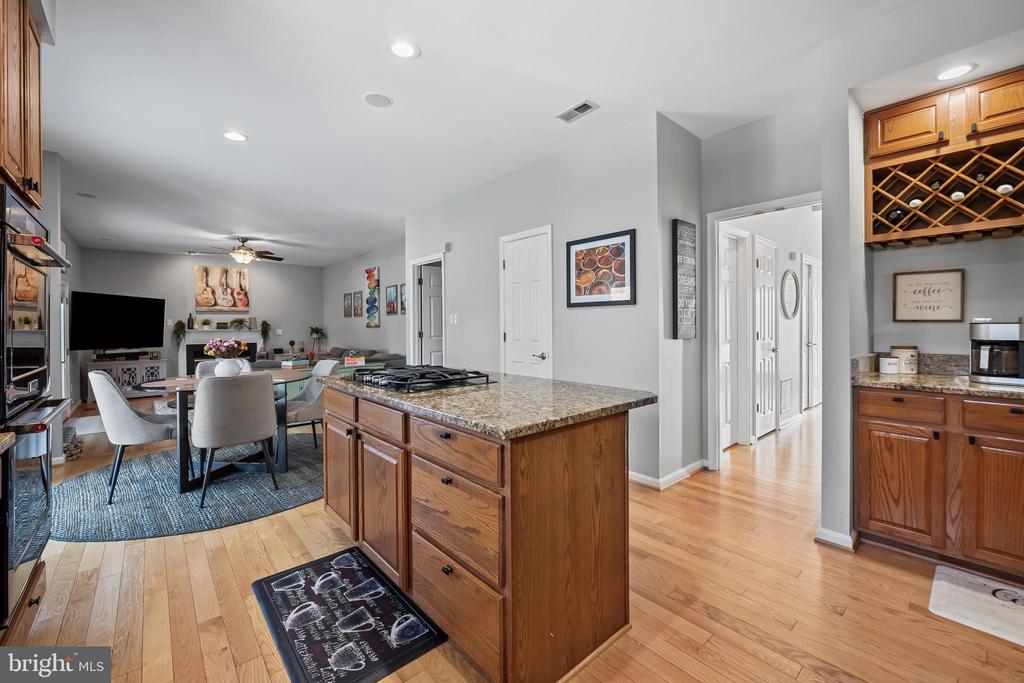 8300 HOPE POINT COURT