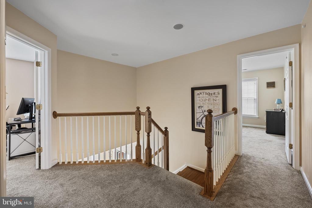 8300 HOPE POINT COURT