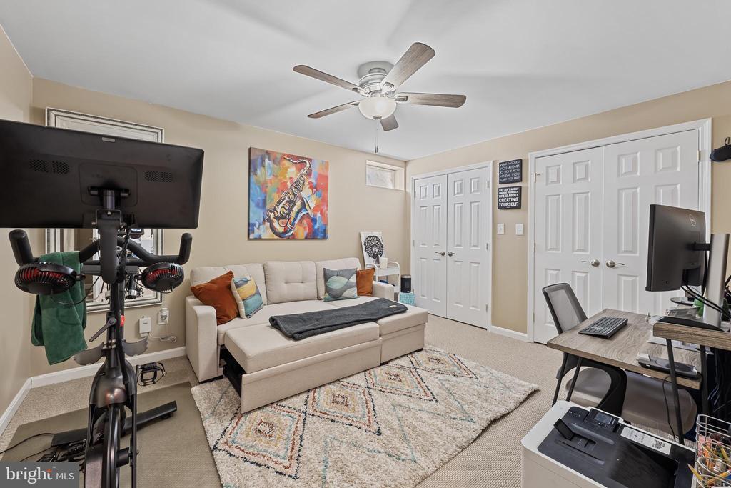 8300 HOPE POINT COURT