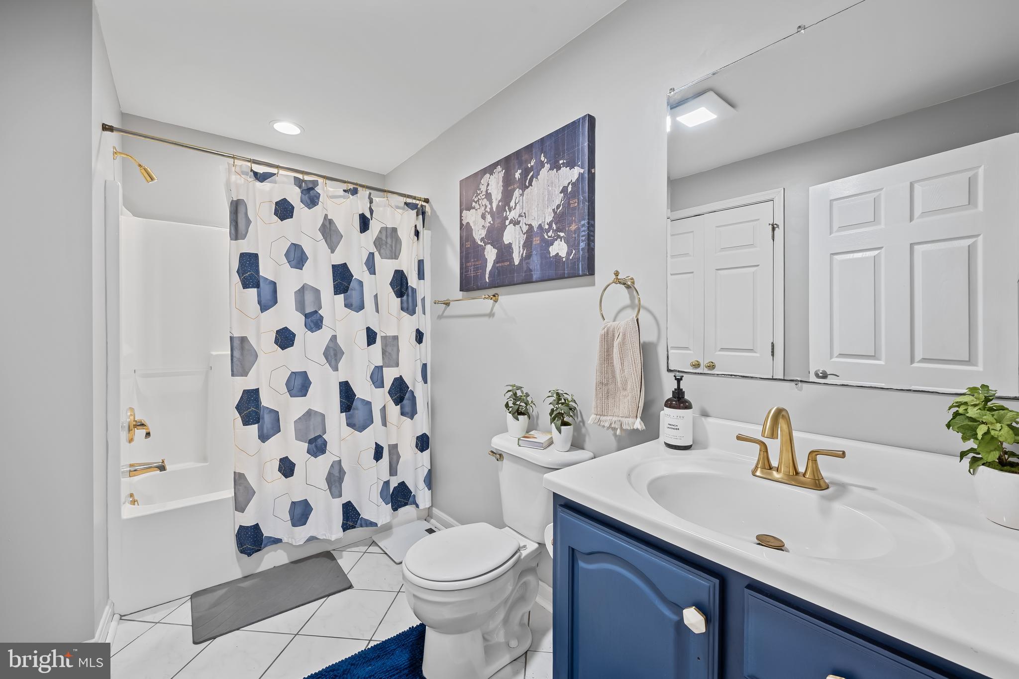 8300 HOPE POINT COURT