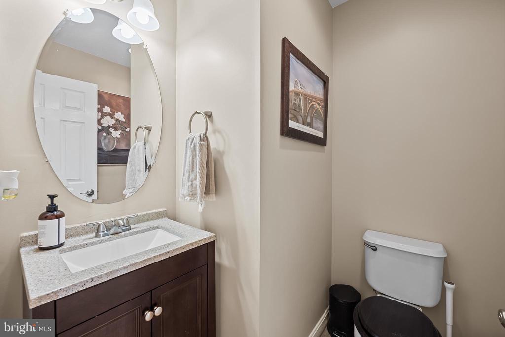 8300 HOPE POINT COURT