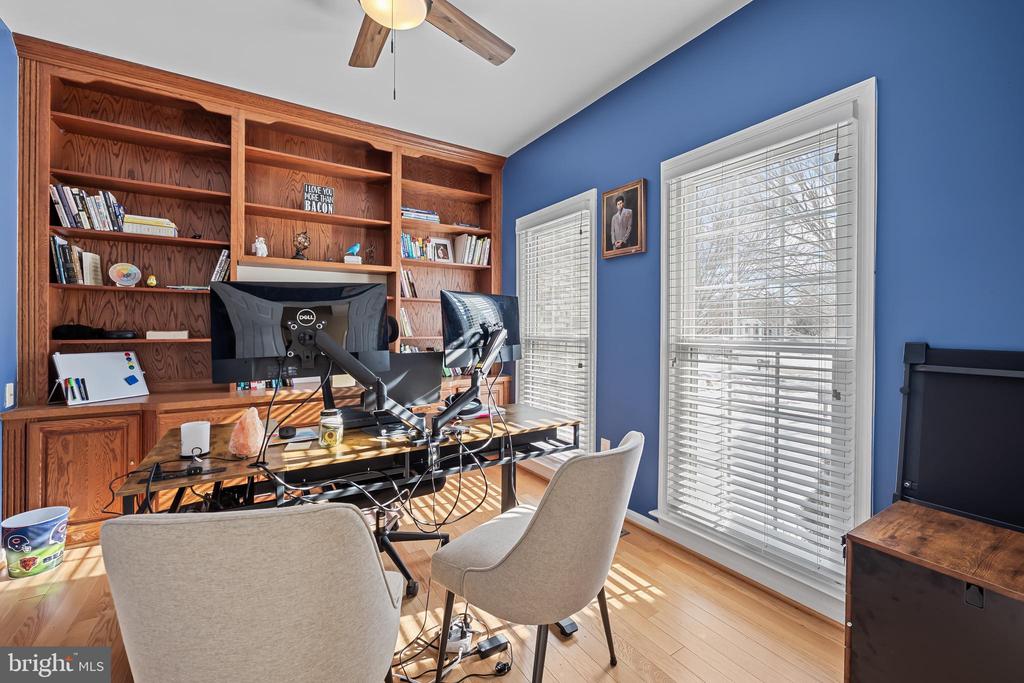 8300 HOPE POINT COURT