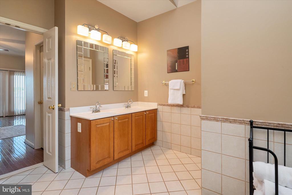 1403 MIRABLE WAY