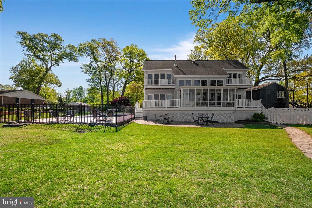 1403 MIRABLE WAY