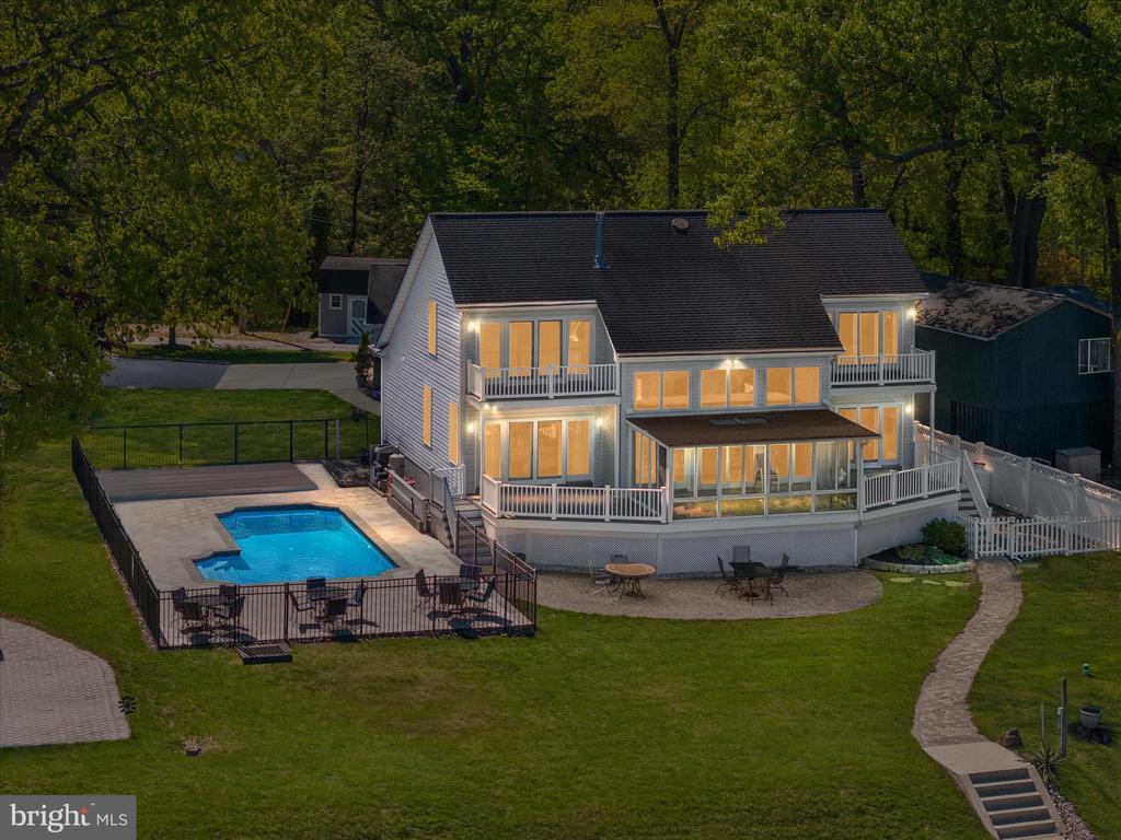 1403 MIRABLE WAY