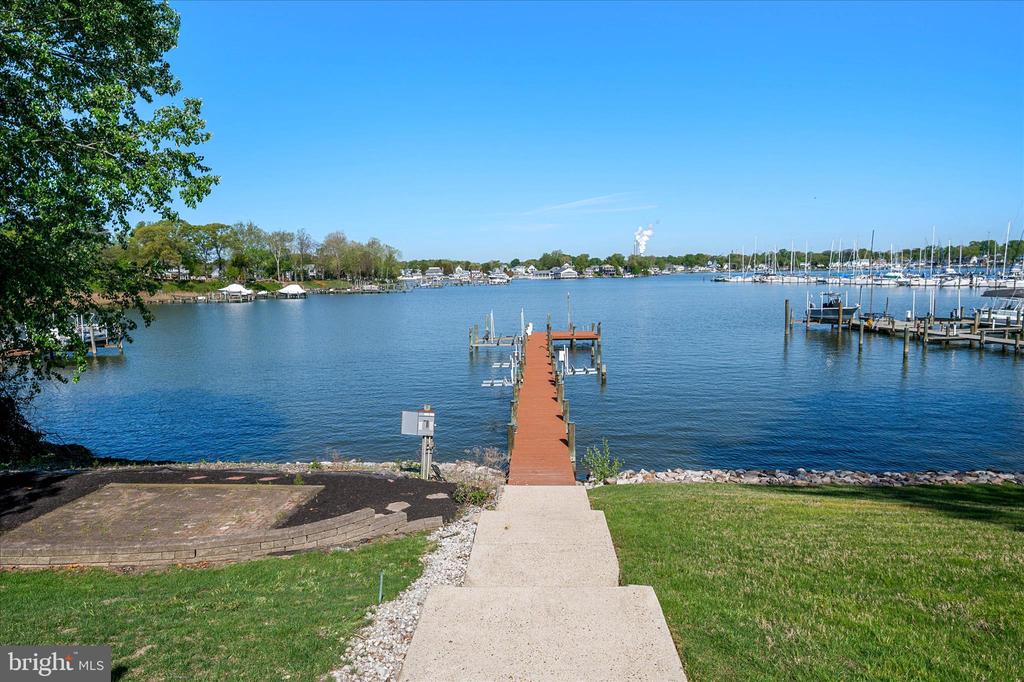 1403 MIRABLE WAY