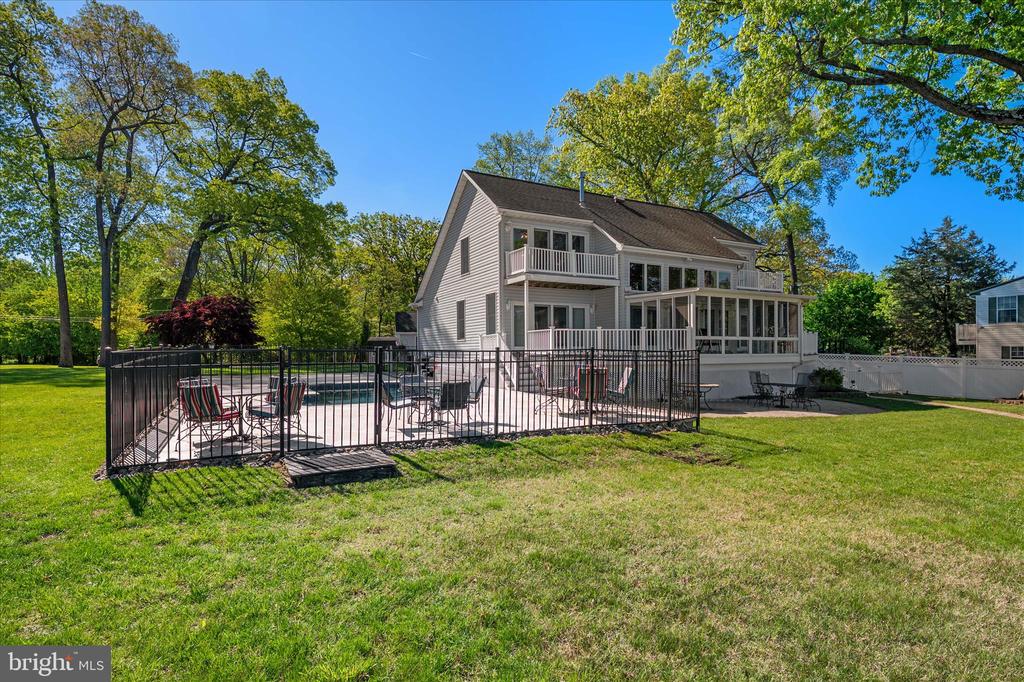 1403 MIRABLE WAY