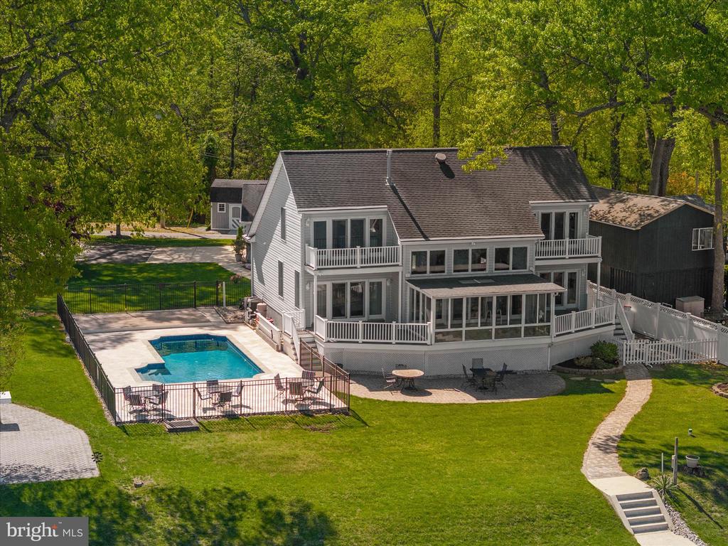 1403 MIRABLE WAY