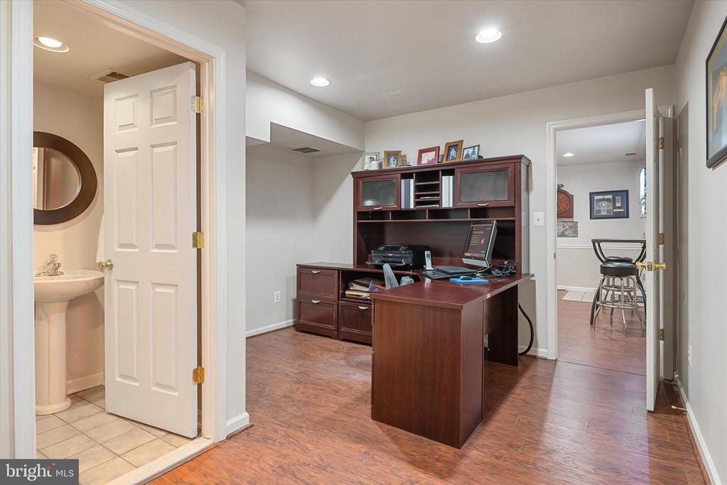 1403 MIRABLE WAY