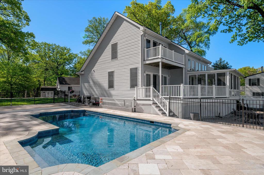 1403 MIRABLE WAY