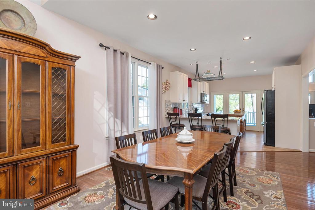 1403 MIRABLE WAY