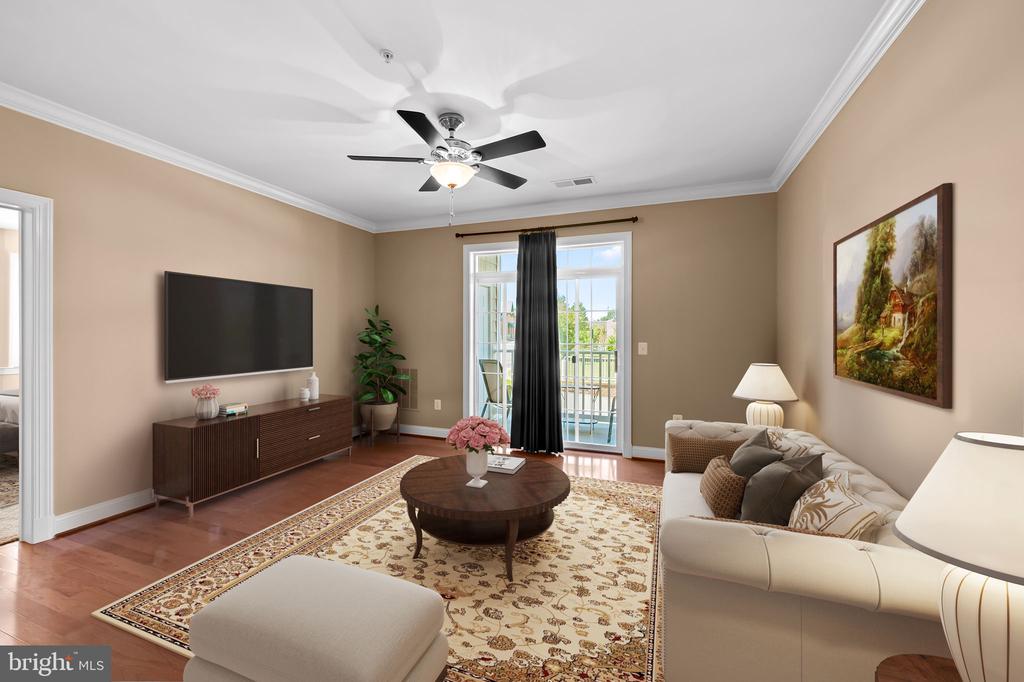 8535 VETERANS HIGHWAY Unit: 101
