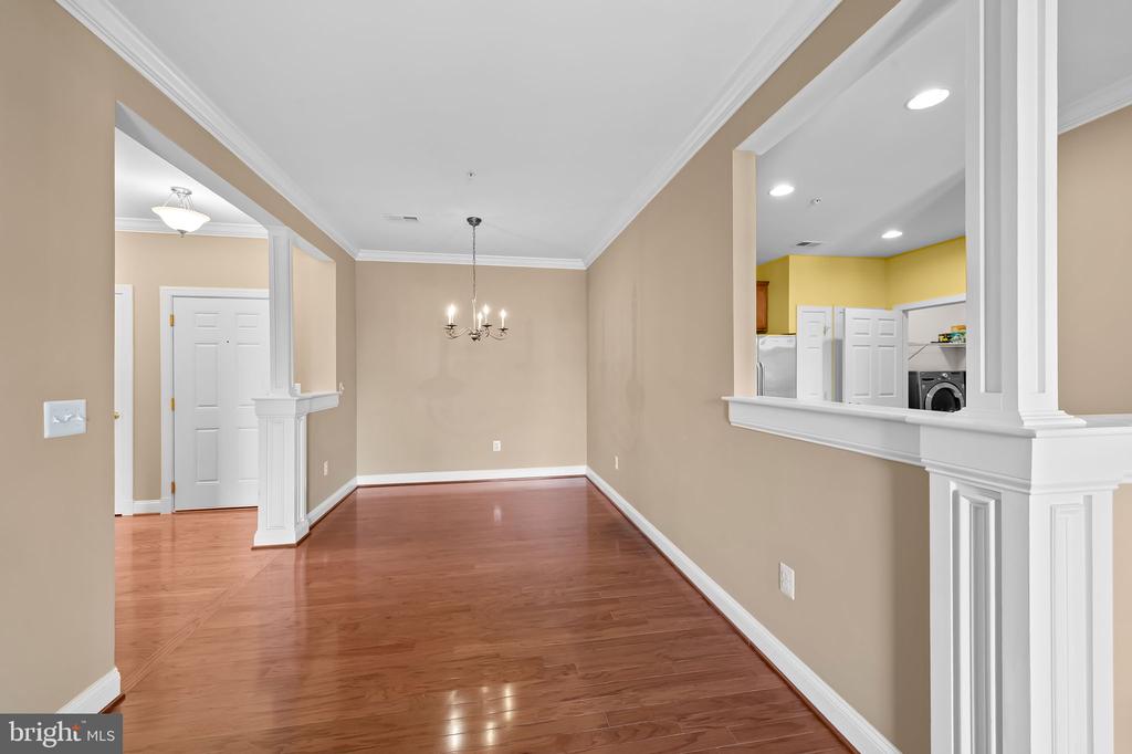 8535 VETERANS HIGHWAY Unit: 101