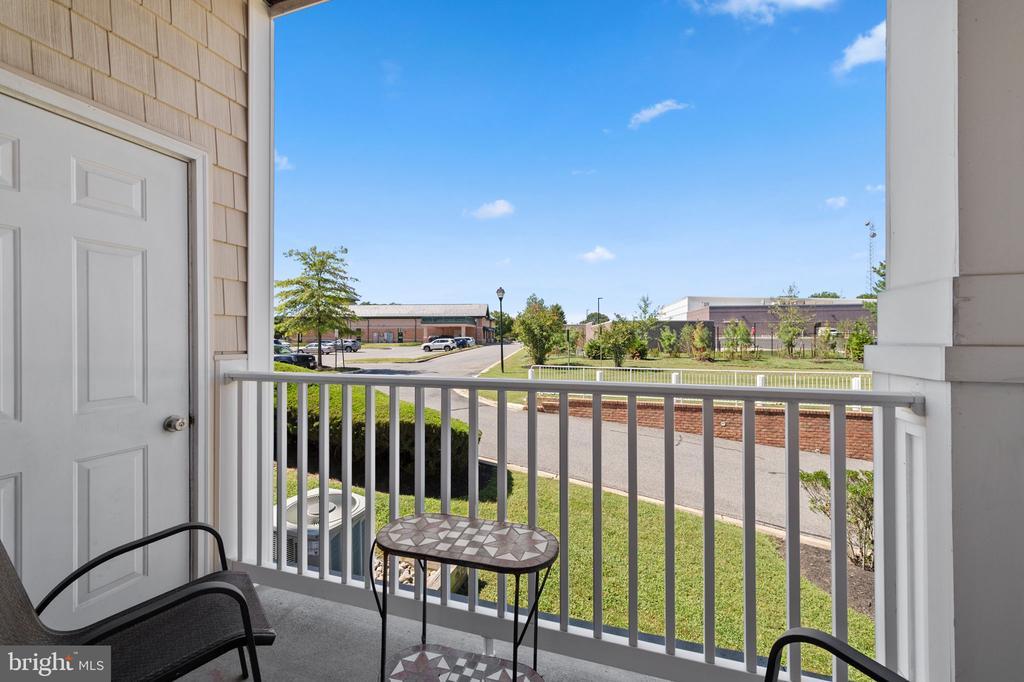 8535 VETERANS HIGHWAY Unit: 101