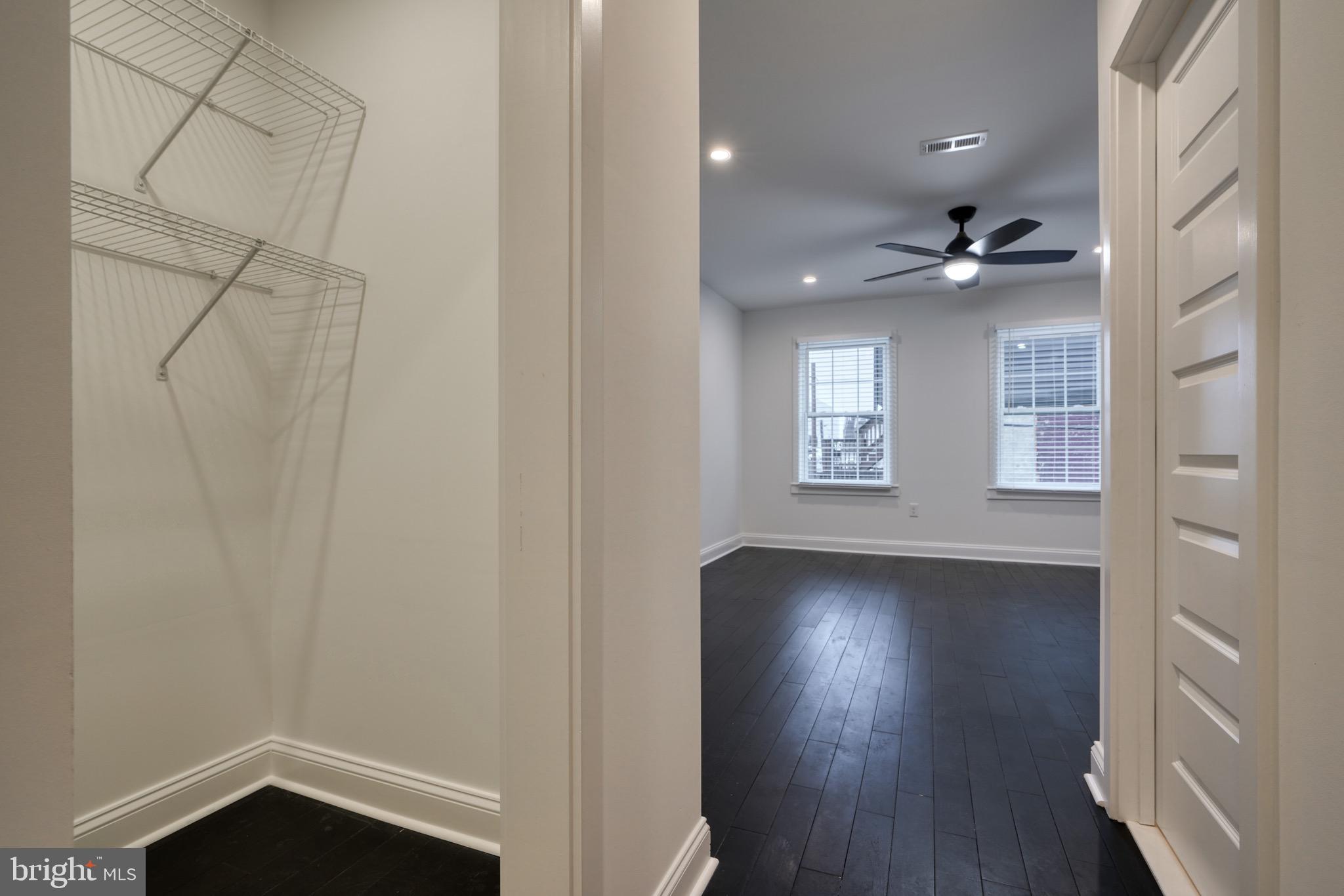 3207 Fait Ave
