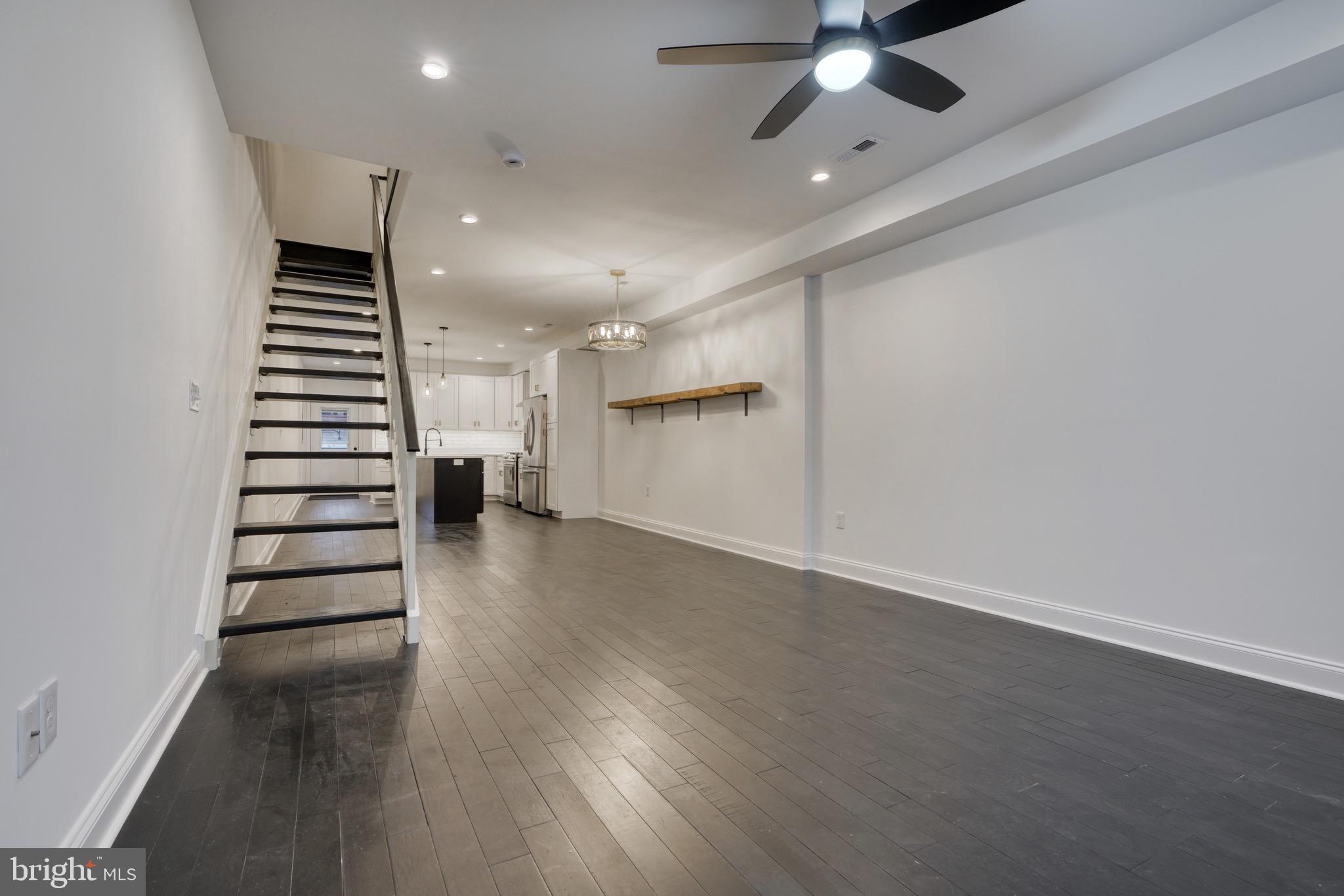3207 Fait Ave