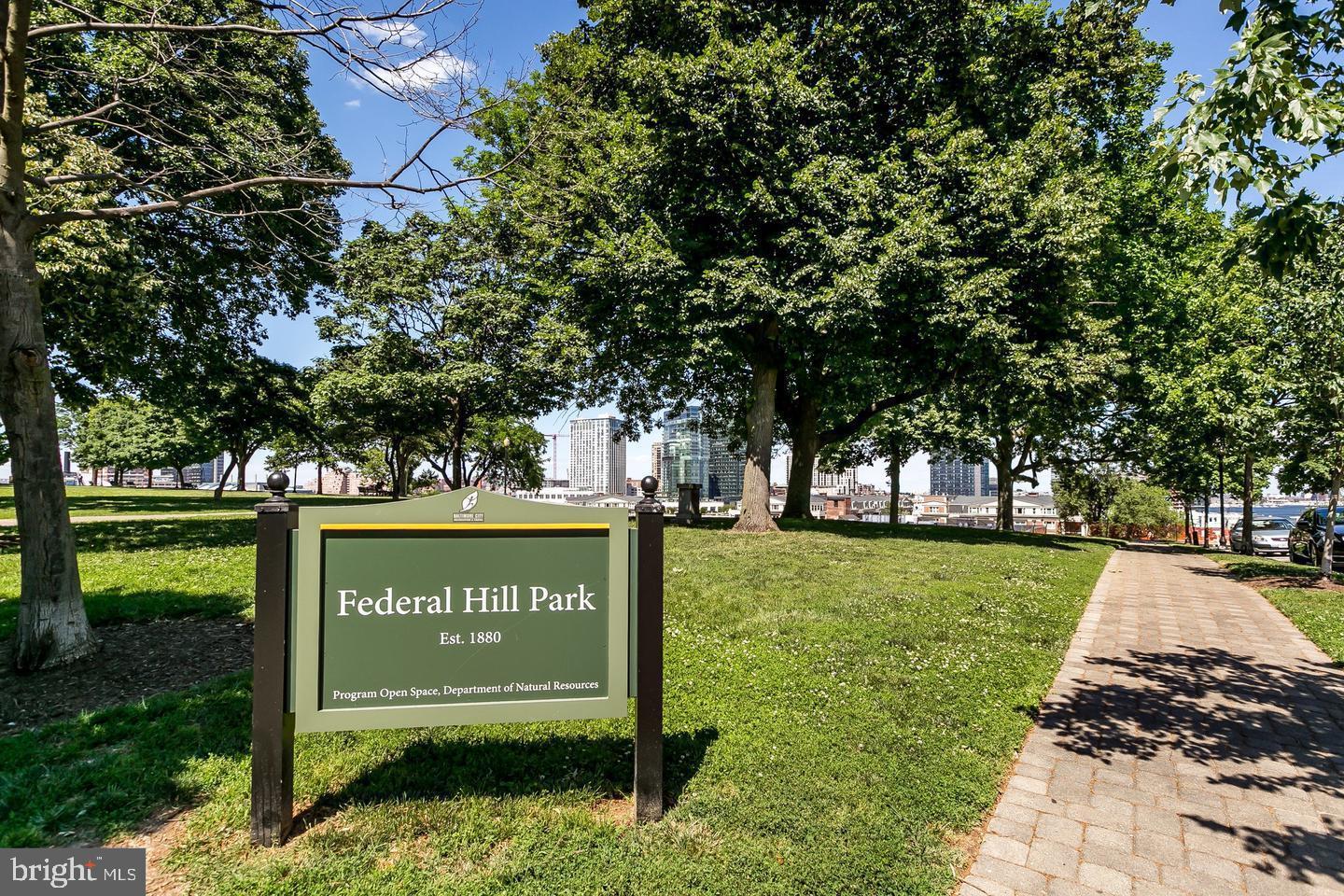 134 W BARRE STREET Unit: R 33
