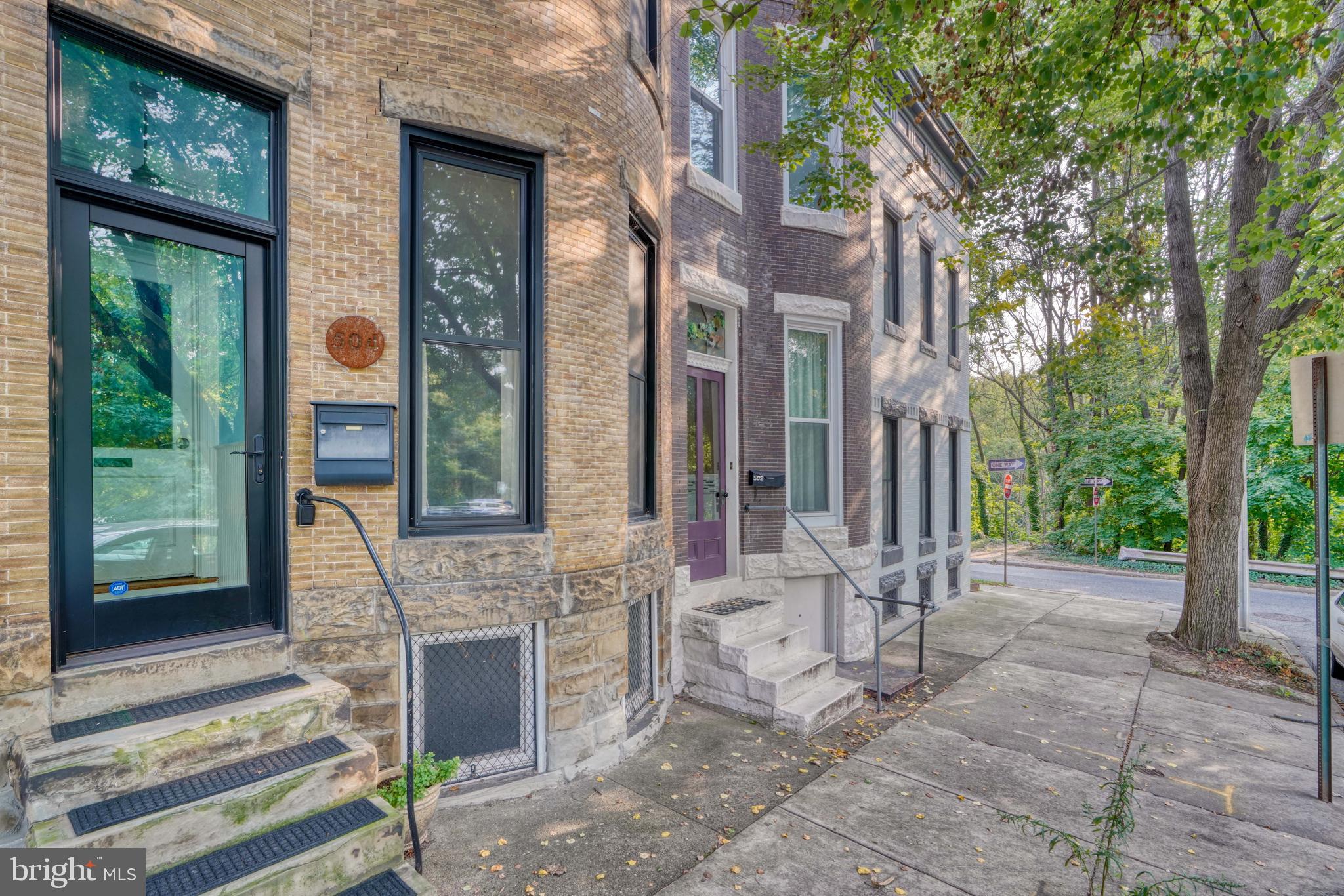 504 W 33rd STREET