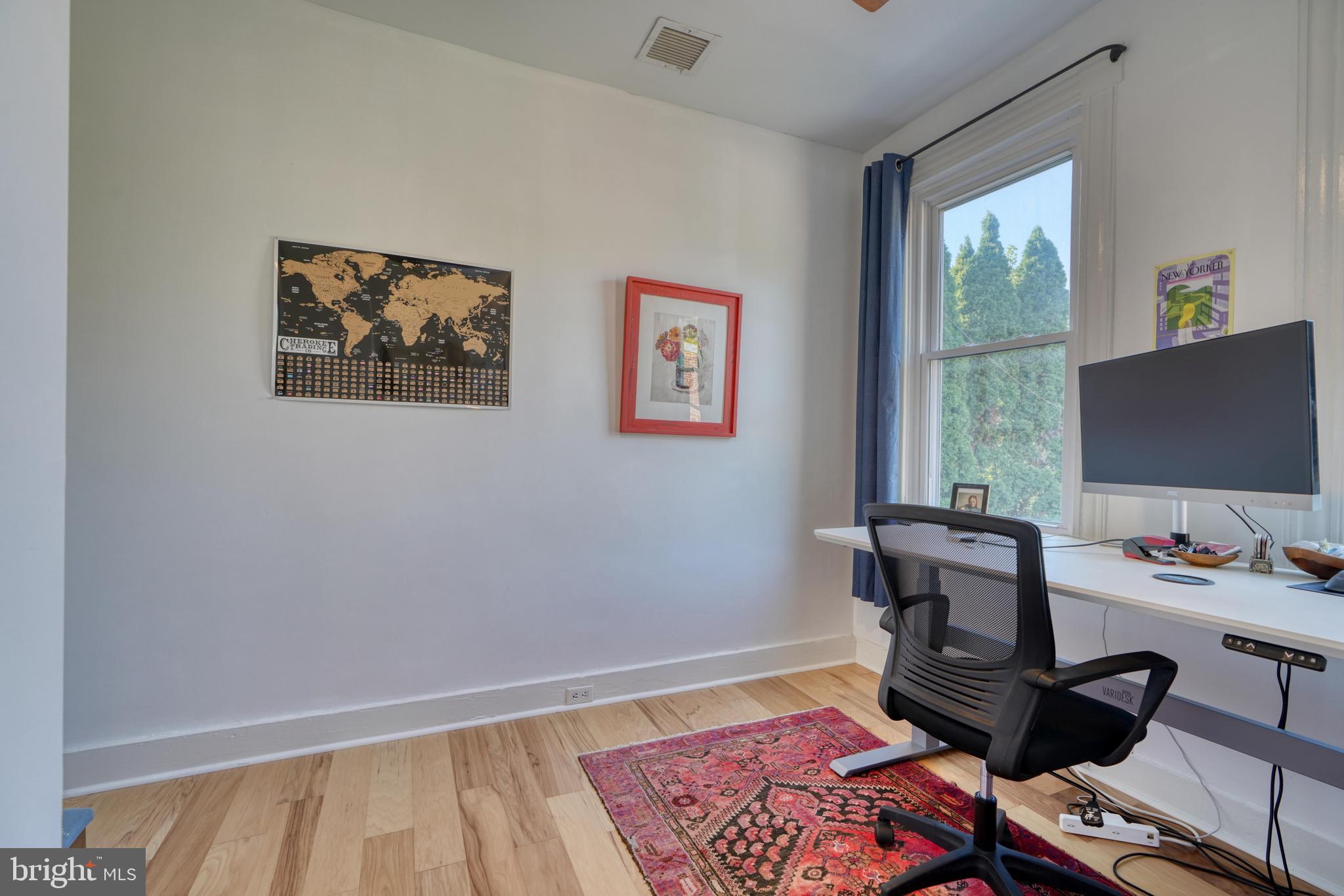 504 W 33rd STREET