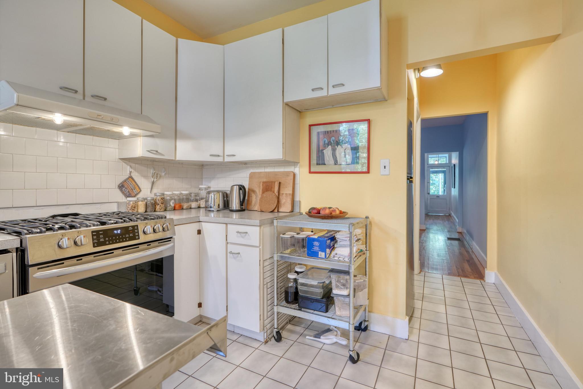 504 W 33rd STREET