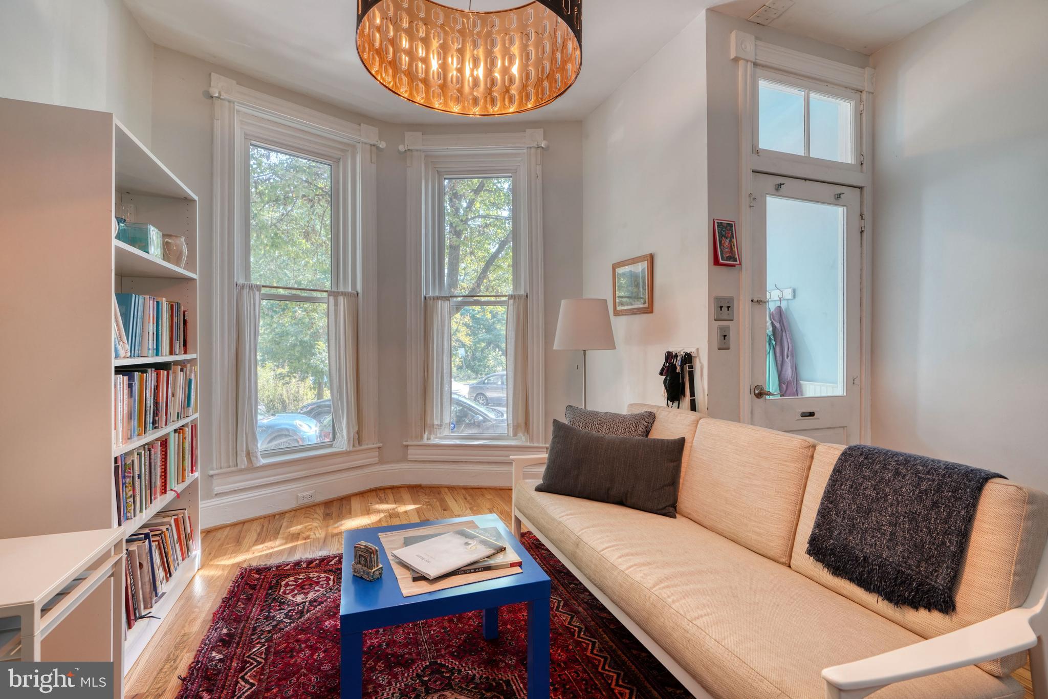 504 W 33rd STREET