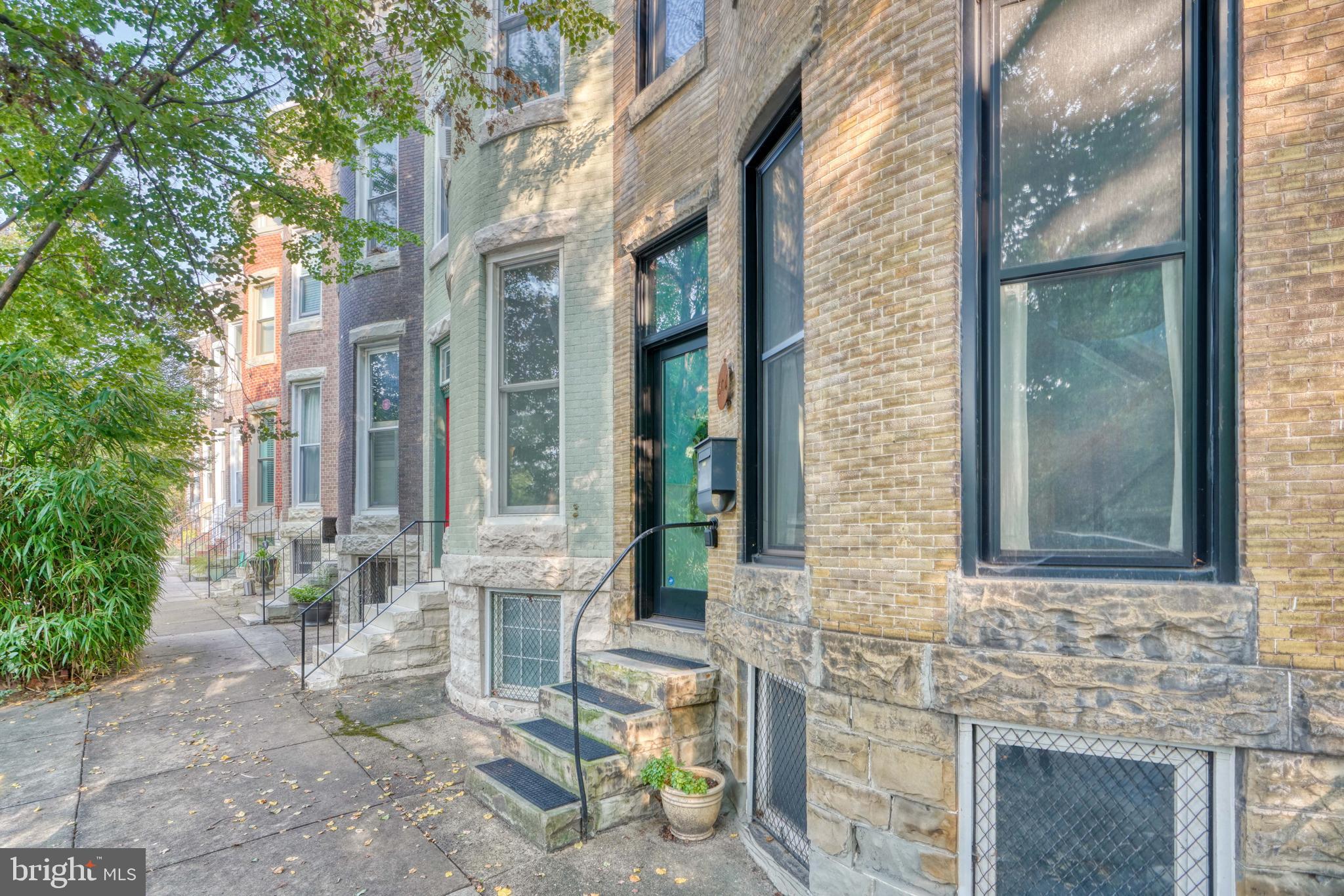 504 W 33rd STREET