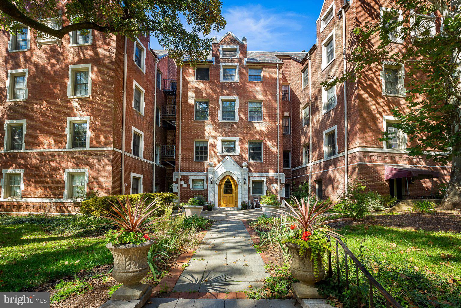 501 University PARKWAY Unit: I-3